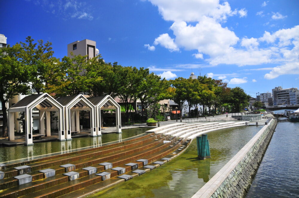 新町川・阿波製紙水際公園