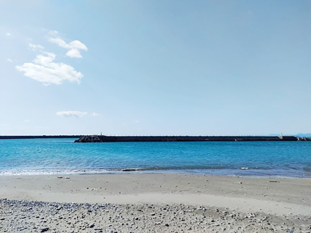 ヤ・シィパークのビーチと海