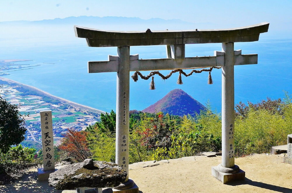 高屋神社の天空の鳥居