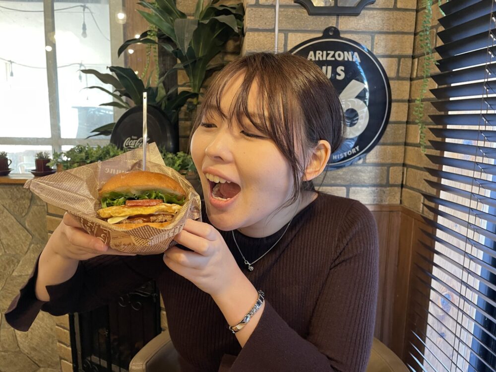 バーガーカフェビッツのスペシャルバーガー