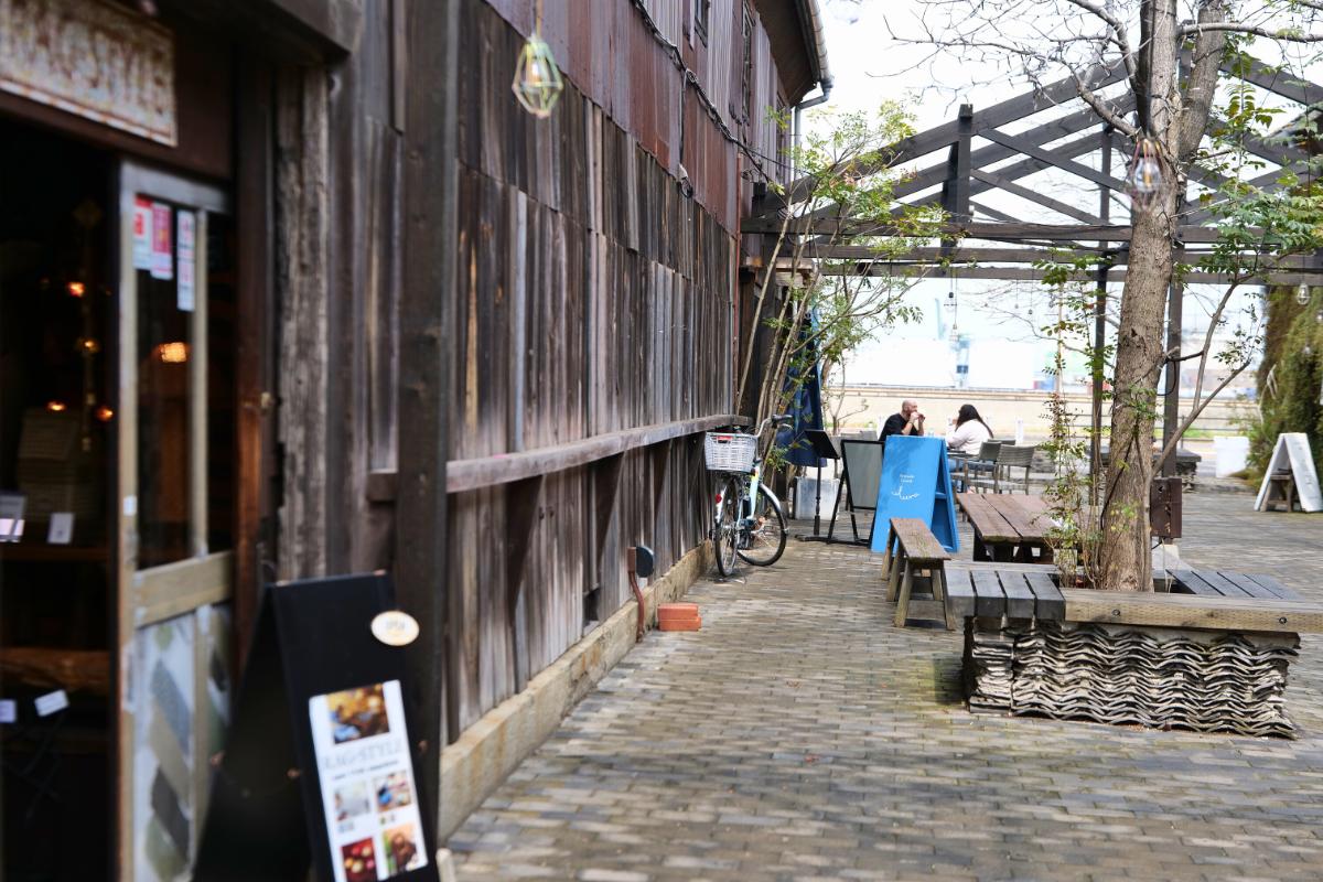 「北浜アリー」のレトロな雰囲気の外観