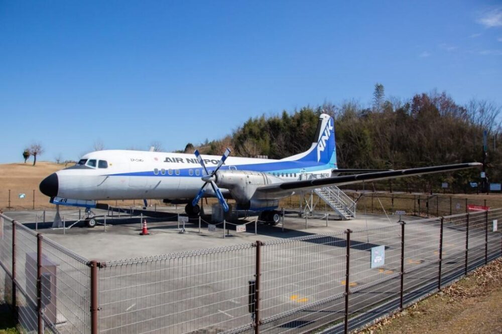 高松空港隣接の「さぬきこどもの国」にはYS-11型航空機(日本製の旅客機)が展示されている