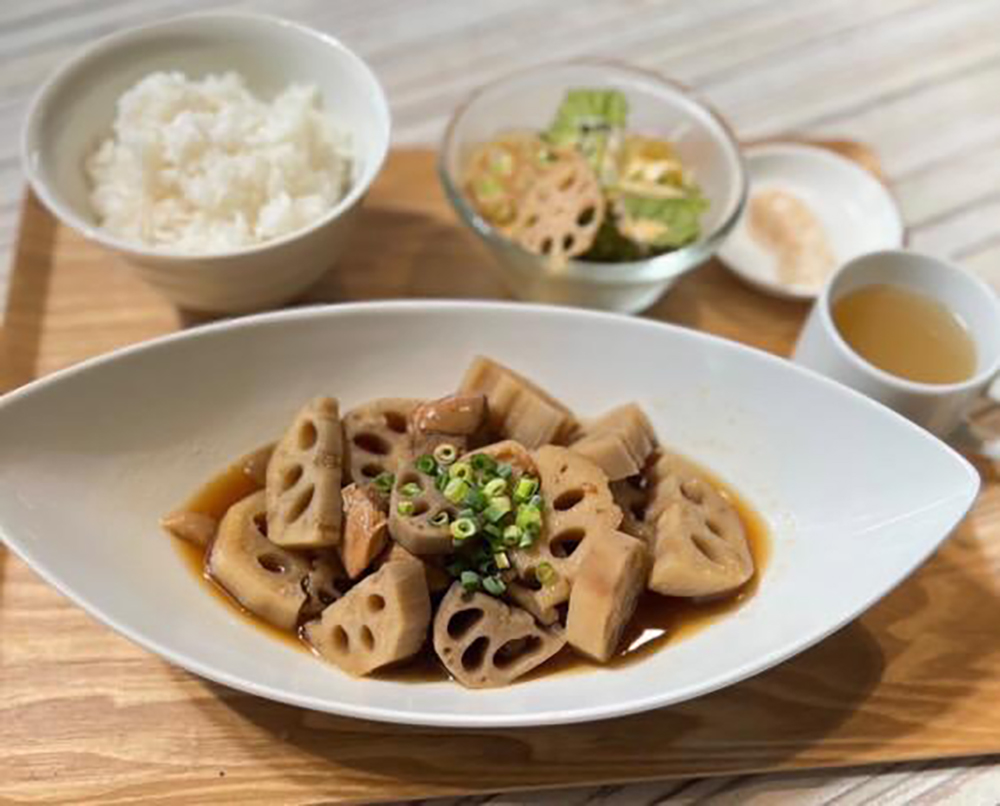れんまるカフェのヘルシーなれんこんおかず