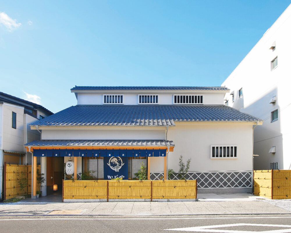 かどや本店の外観