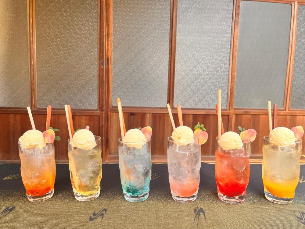 人気のクリームソーダ