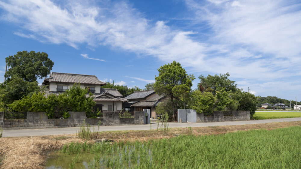 香川県高松市香南町の田園地帯にある『やをら』