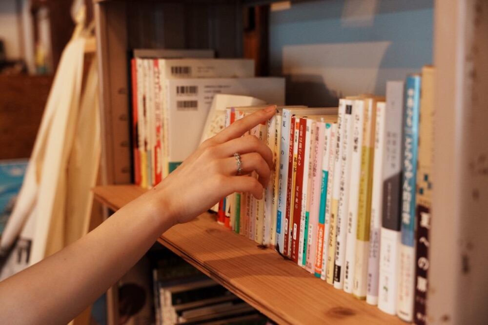 猫にまつわる図書コーナー