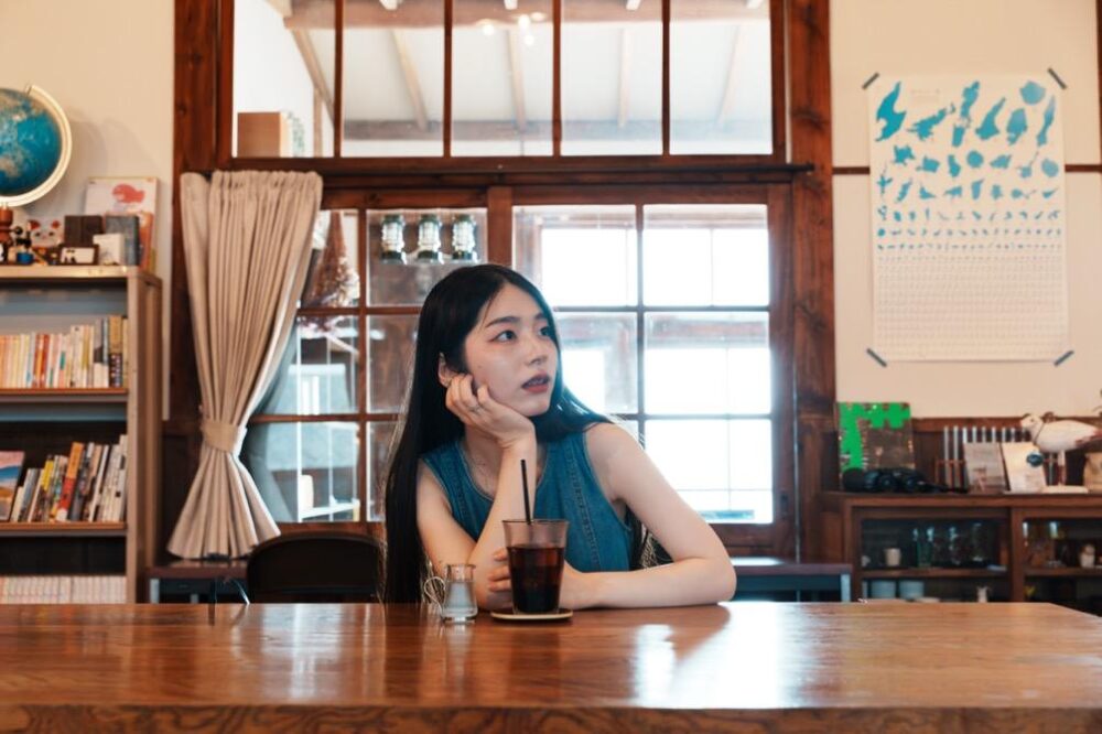喫茶ネコノシマでひと休み