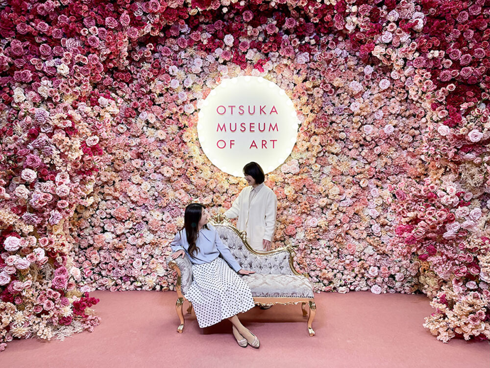 大塚国際美術館のフラワーアートウォール Dreaming Rococo