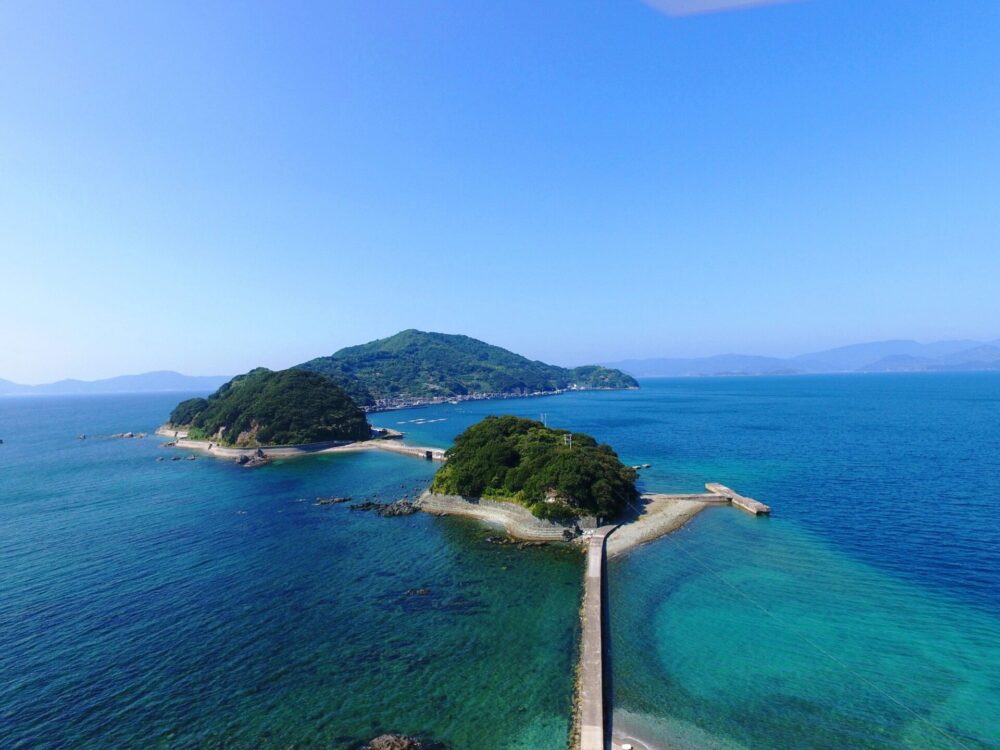 三王島から地大島へ渡る道