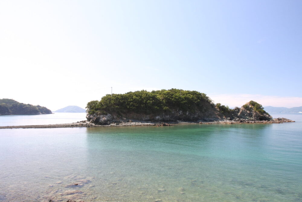 ねずみが座っているような小島「ねずみ島」