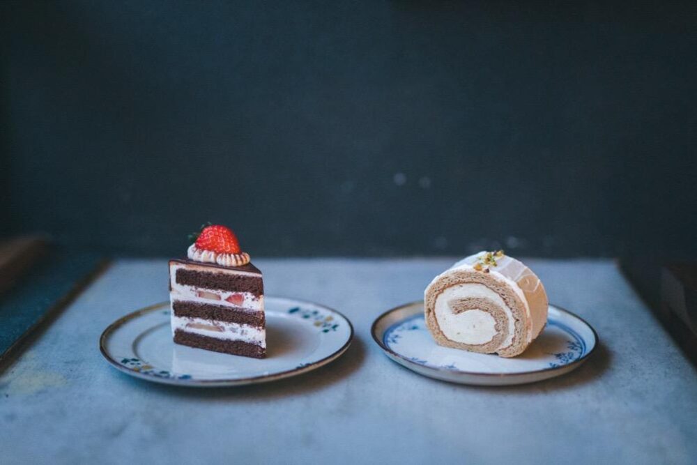 季節の果物を使ったカシトオナツのショートケーキやロールケーキ