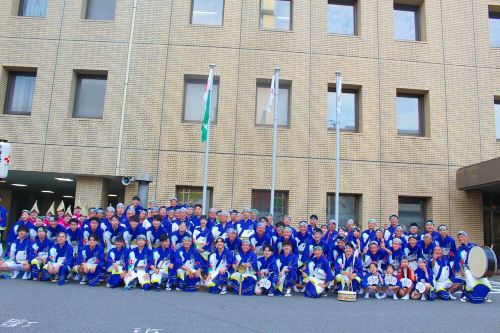 よんでんグループ連の集合写真