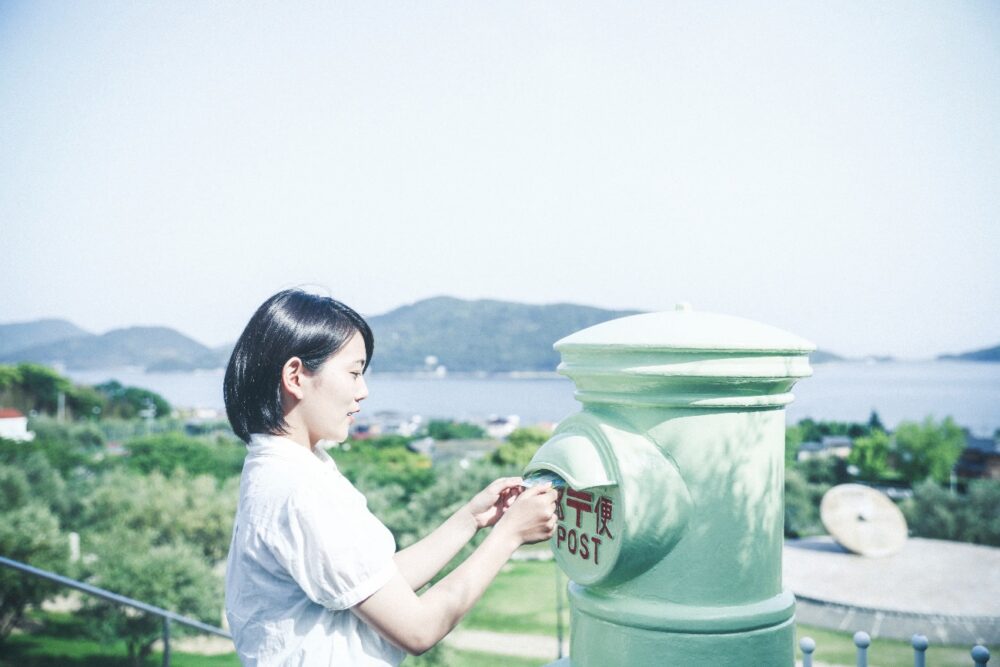 小豆島幸せのオリーブ色のポスト