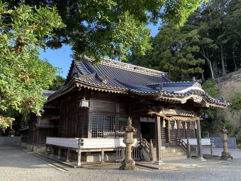 宇城南総鎮守三島神社の社殿