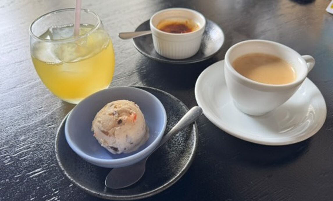 タケノミチの定食についている日替わりデザート&ドリンク