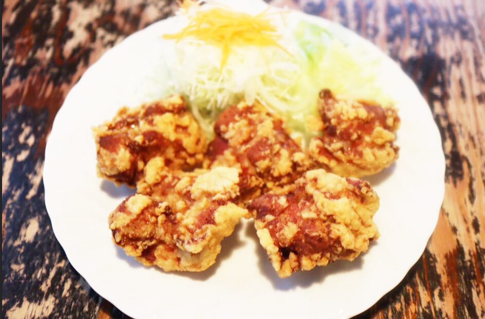 鳥心本店の唐揚げ定食