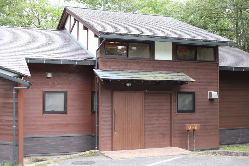 キャンプ場・ホッ!とステイまんのうのログハウス風キャビン