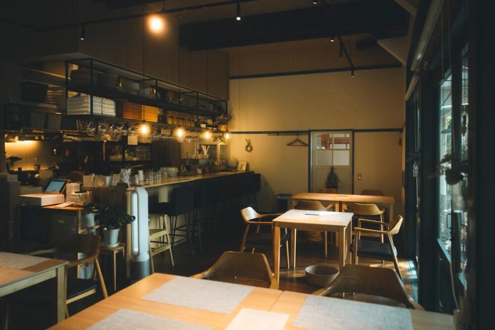 「Chez Petit Chat Noir」の店内の様子