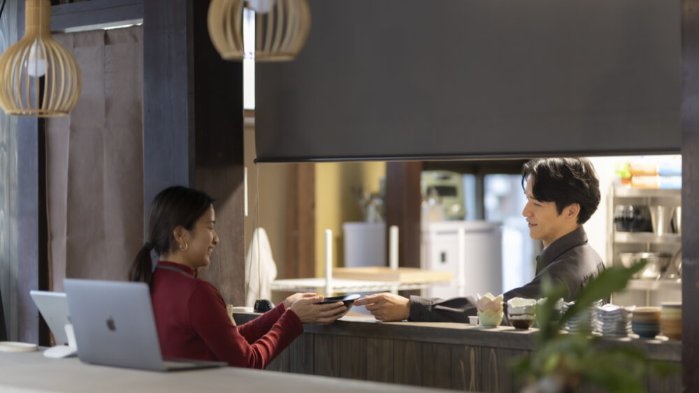 大洲で古民家カフェをオープンすることを決めた二人