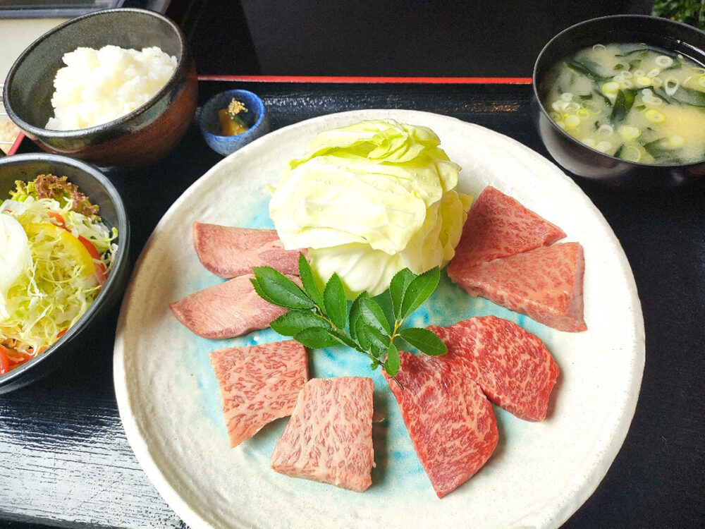 東かがわ産オリーブ牛のランチ