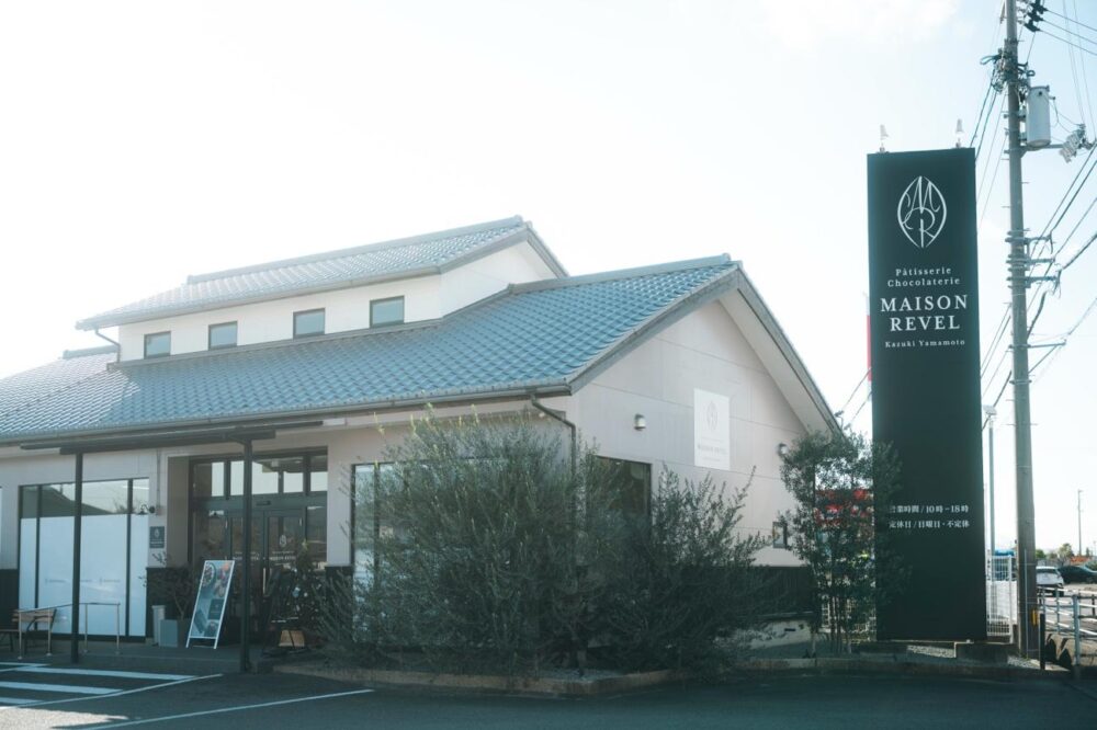 MAISON REVELの外観