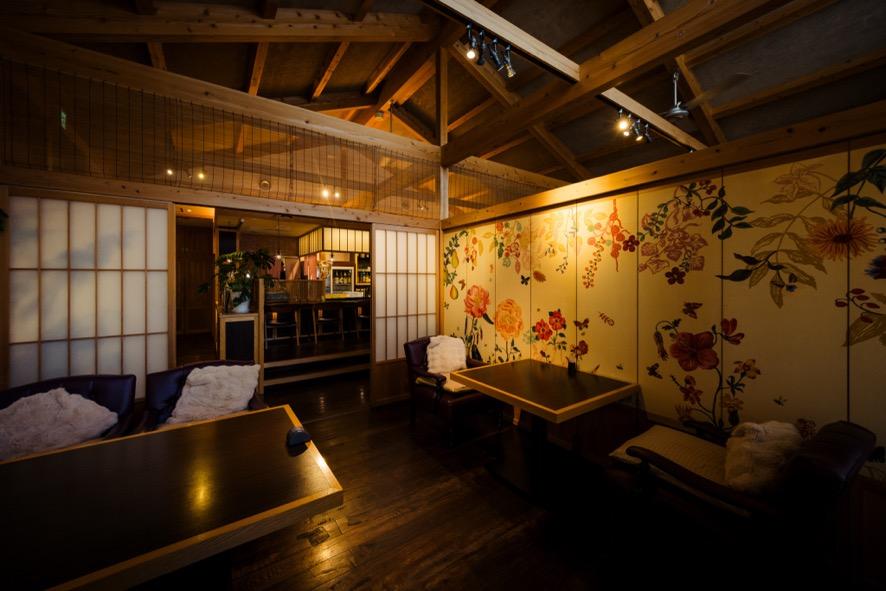 「阿波割烹 五十鈴」テーブル席