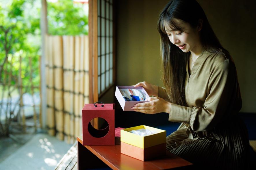 「遊山箱のお詰め合わせ」を開く