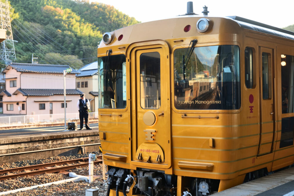 伊予灘ものがたり3号車の先頭
