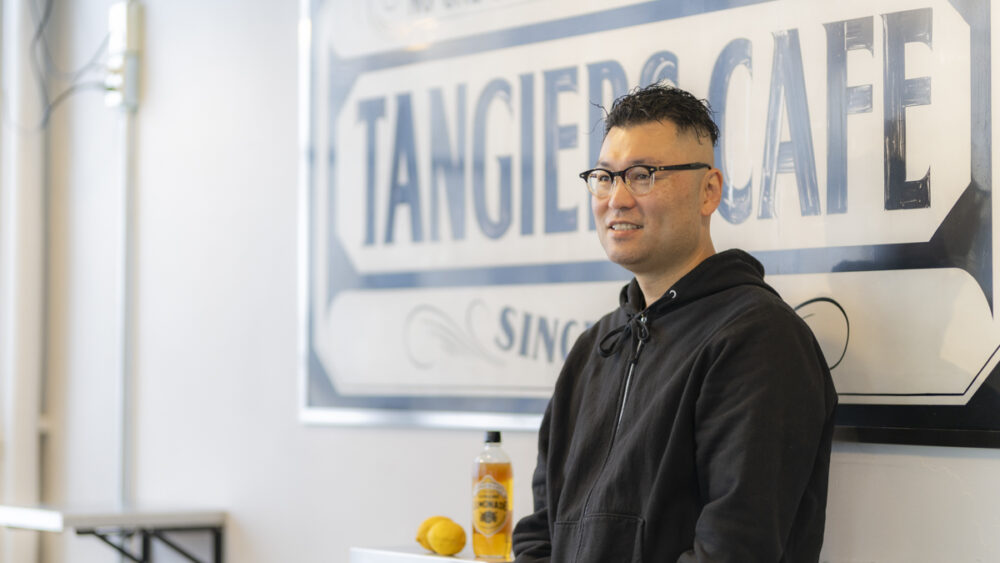 タンジールカフェの店主・石田琢磨さん