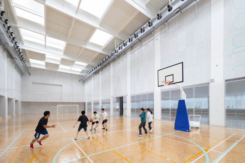 おきのすインドアパークのメインコート