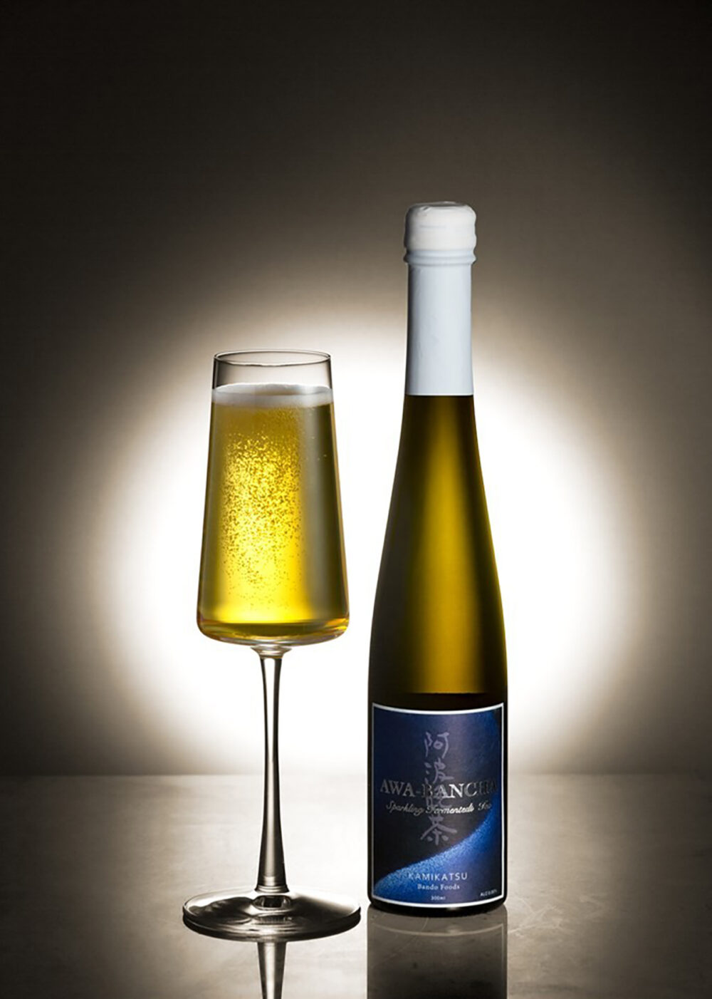 阪東食品の「スパークリング阿波晩茶」