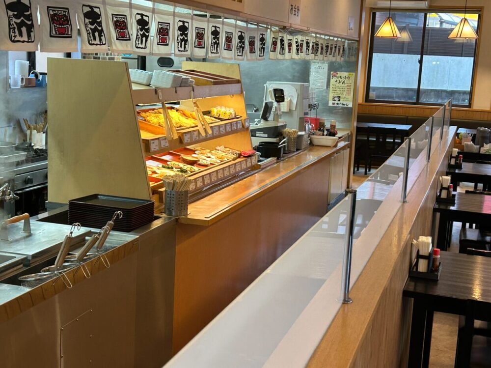 たくろうのきむらバンドさんの思い出の味「大介うどん」内観