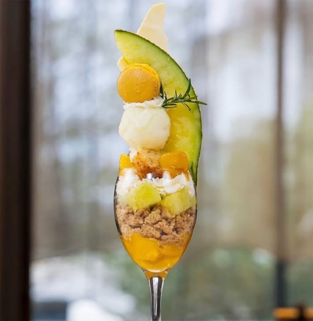 ボンボニエールの「メロンパフェ」