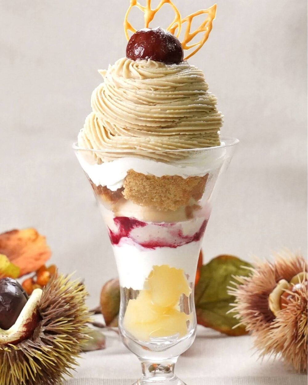 菓子工房ルーヴの「モンブランパフェ」