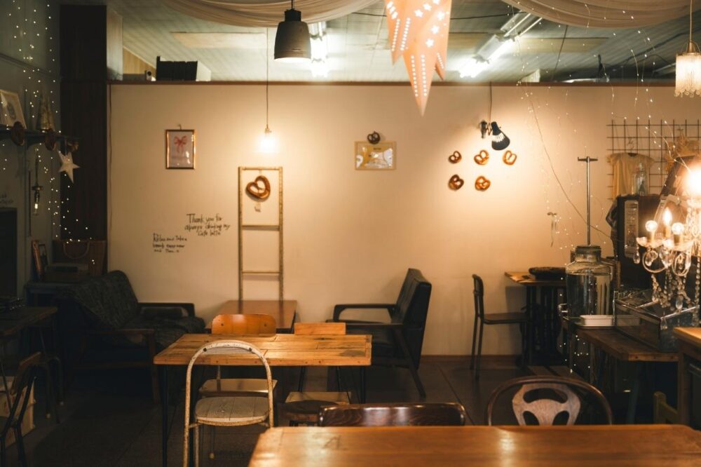 エヌズキッチンアンドラボのカフェスペース