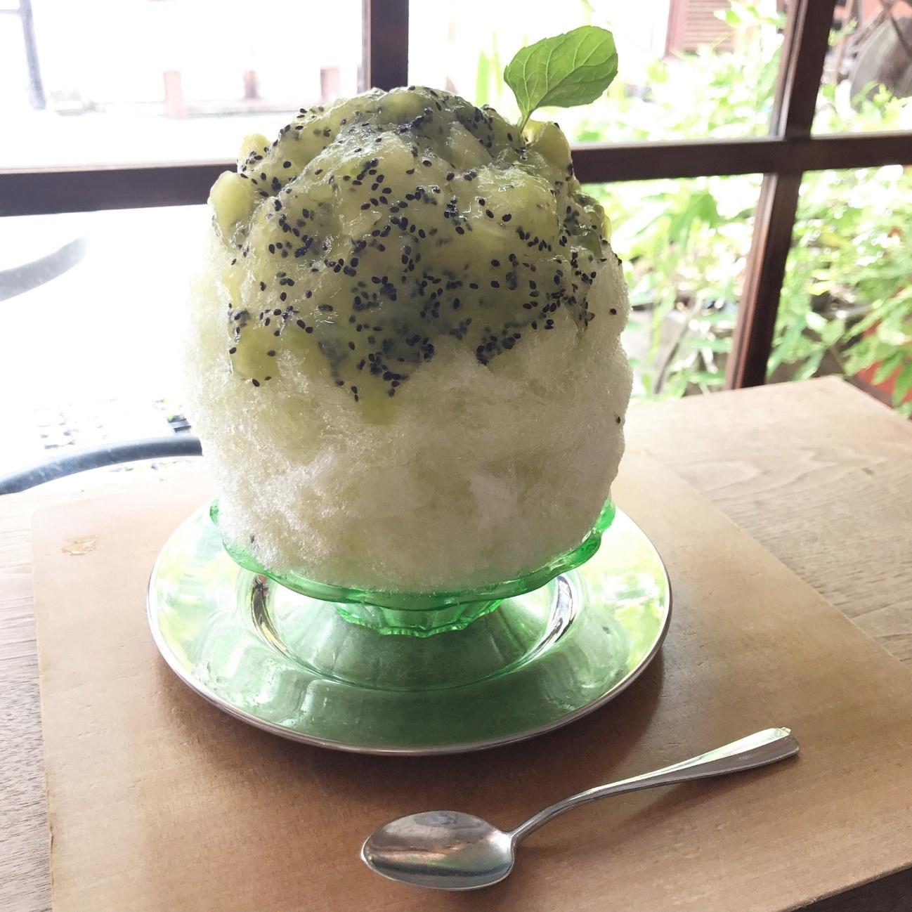 「島のモノ 喫茶 田中戸」のかき氷